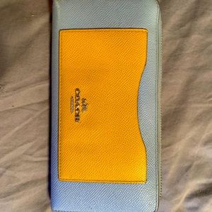 Lt Blue Coach Accordion Wallet